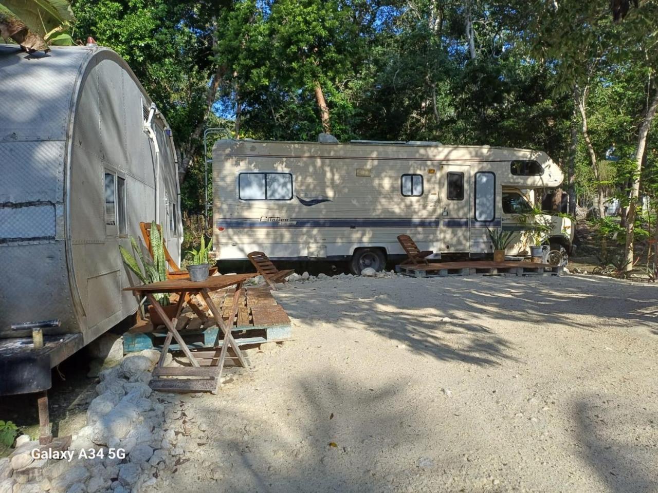 Momotoh Camper Hotell Xpujil Exteriör bild