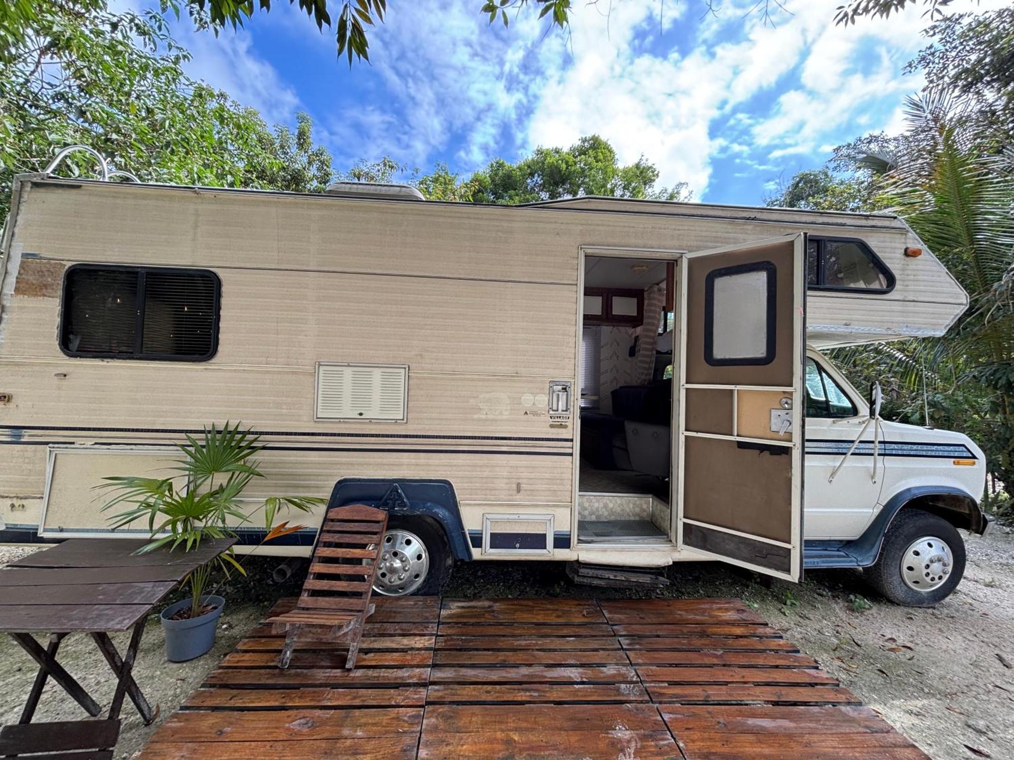Momotoh Camper Hotell Xpujil Exteriör bild
