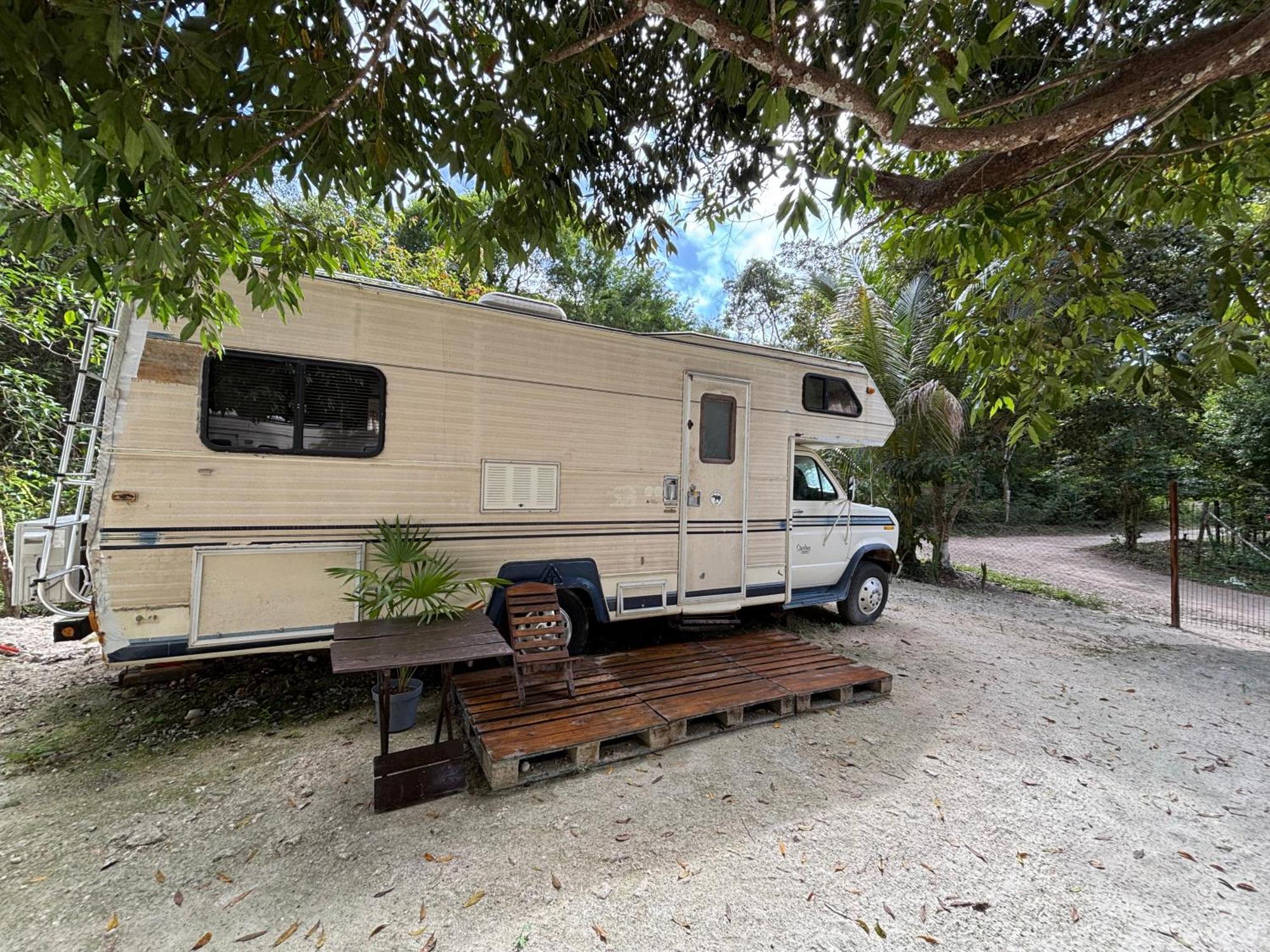 Momotoh Camper Hotell Xpujil Exteriör bild