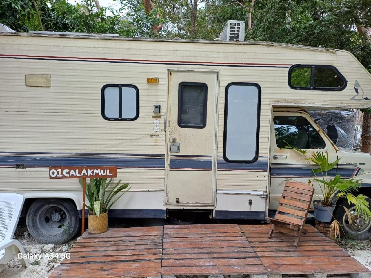Momotoh Camper Hotell Xpujil Exteriör bild